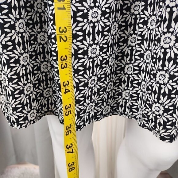 Old Navy Women's B&W Spaghetti Strap Side Zip Sunflower Dress Size Medium - Picture 7 of 11